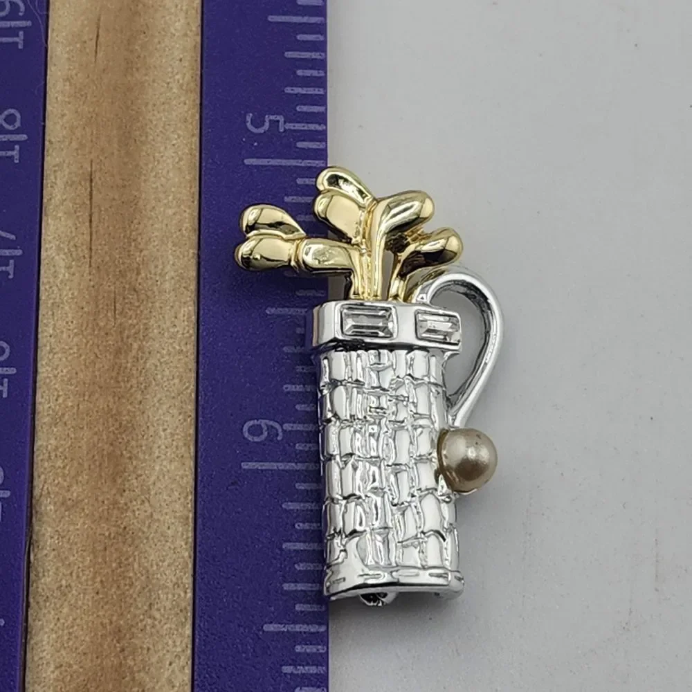 Signed‎ Danecraft Two Tone Golf Bag Rhinestone Pearl Brooch Gold Silver